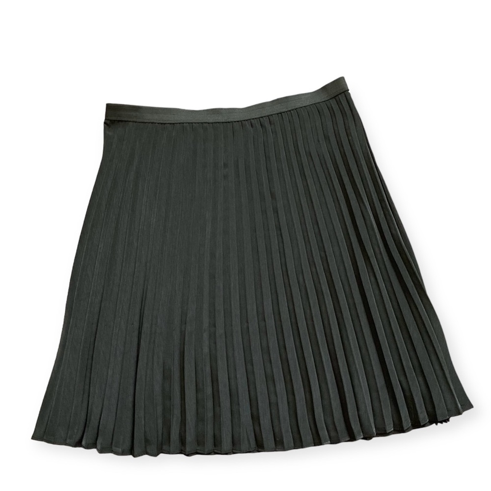 AGB Pleated Skirt Women’s Medium Polyester Crepe Black